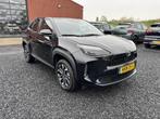 Toyota Yaris Cross 1.5 HYBRID TEAM D CARPLAY APPLE ANDROID, Stof, Gebruikt, Met garantie (alle), Zwart