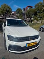 Volkswagen Tiguan 2.0 TDI 191pk 4Motion DSG 2019 Wit, Auto's, Automaat, Euro 6, 1655 kg, Alcantara