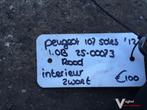 Peugeot 107 1.0 B 5drs 2012 2500073  Interieur zwart