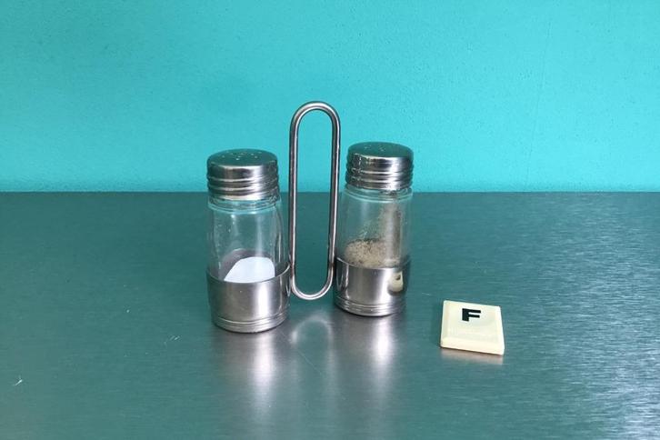 Peper- en zoutstel - Casalinghi Italy, Huis en Inrichting, Keuken | Servies, Gebruikt, Overige typen, Overige stijlen, Overige materialen