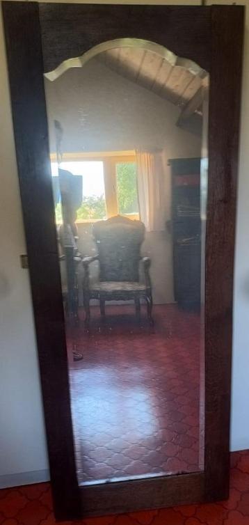 Grote vintage spiegel beschikbaar voor biedingen