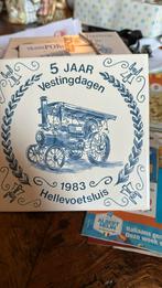 Tegel vestingdagen hellevoetsluis, Ophalen of Verzenden, Zo goed als nieuw, Transport
