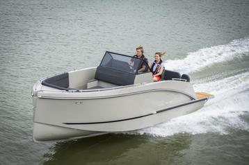 Maxima 700 sport | Console boot | Vanaf 33.950,- (bj 2024) beschikbaar voor biedingen