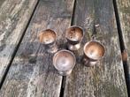 Zilveren (?) Eier dopjes, Ophalen