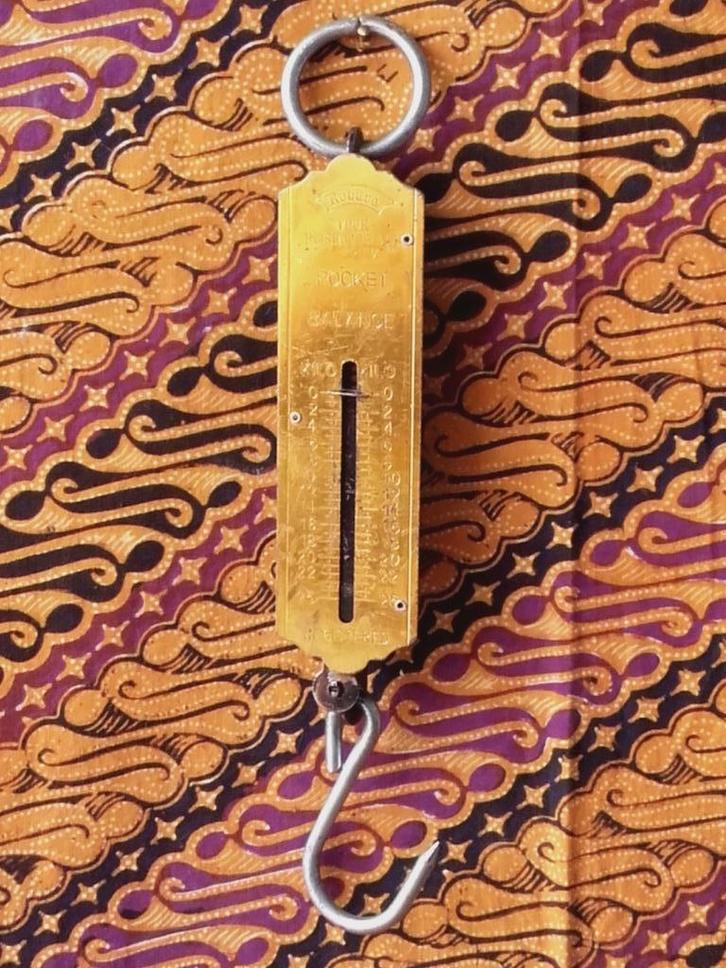 Mooie oude goed werkende Rebure balans of weegschaal 25,7 cm, Antiek en Kunst, Antiek | Woonaccessoires, Ophalen of Verzenden