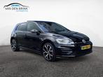 Volkswagen Golf 1.0 TSI R-line Dynaudio Pano NAP (bj 2017), Stof, Gebruikt, Met garantie (alle), 620 kg