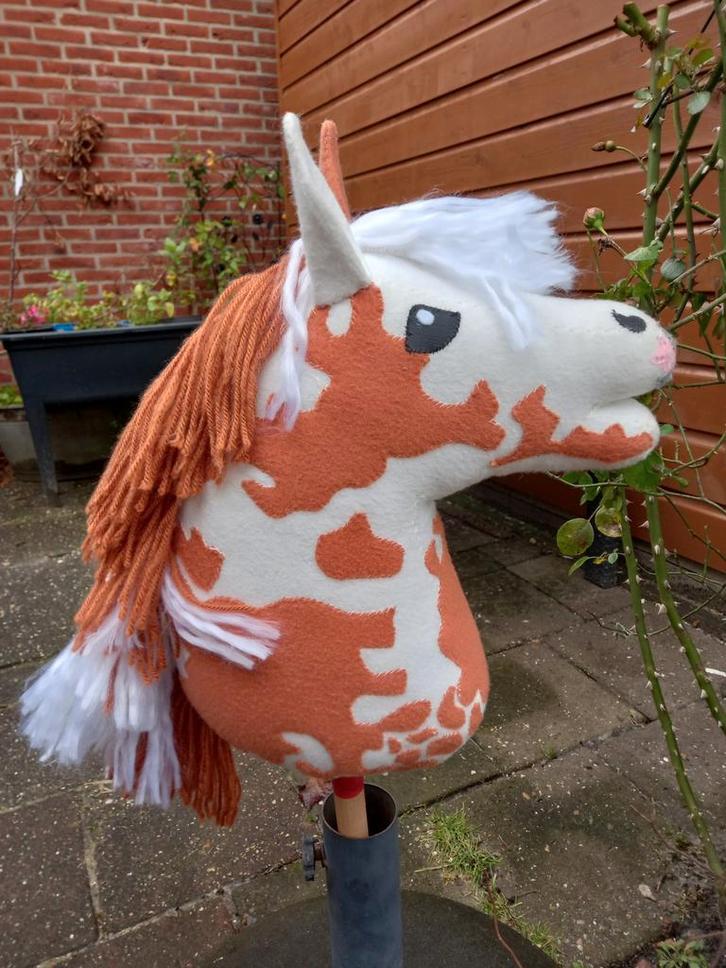 Hobbyhorse overo paint, Hobby en Vrije tijd, Overige Hobby en Vrije tijd, Nieuw, Ophalen of Verzenden