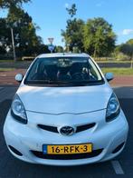 Toyota Aygo met airco, Voorwielaandrijving, 4 stoelen, Origineel Nederlands, Handgeschakeld