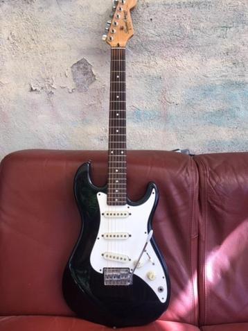 Zeldzame Squier by Fender Bullet 1 MIK beschikbaar voor biedingen