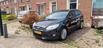 Ford focus MK3  diesel 1.6 zwart  105 pk velgen 17 NAP ✅️, Auto's, Euro 5, 4 cilinders, Zwart, Leder