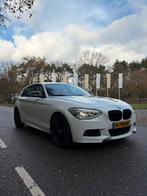 BMW 125i M-Sport 2014 Wit Compleet Alcantara Alarm Klasse 3, 65 €/maand, Achterwielaandrijving, Alcantara, Wit