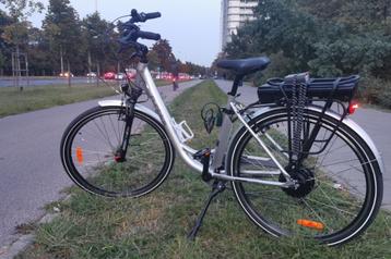 Elektrische Fiets beschikbaar voor biedingen