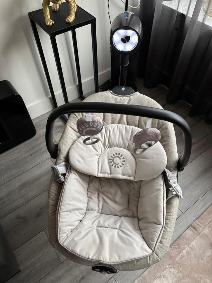 Baby Schommelstoelvan joie, Kinderen en Baby's, Wipstoeltjes, Zo goed als nieuw, Schommelstoel, Overige merken, Met gordel(s) of riempje(s)