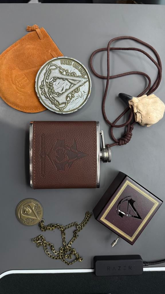 Assassin’s Creed Accessories, Spelcomputers en Games, Games | Overige, Zo goed als nieuw, Avontuur en Actie, 1 speler, Vanaf 18 jaar