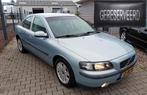 Volvo S60 2.4 170PK 2001 Grijs LEER!! CLIMA!! APK 18-03-2026, 74 €/maand, S60, Bedrijf, Grijs