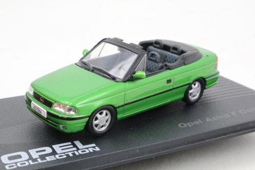 1:43  Opel Astra F Cabriolet 1992-1998  -  Eaglemoss, Hobby en Vrije tijd, Modelauto's | 1:43, Nieuw, Auto, MiniChamps, Ophalen of Verzenden