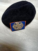 Baretembleem, Baret Huzaren, Zwarte Baret, Verzamelen, Ophalen of Verzenden, Landmacht, Nederland, Helm of Baret