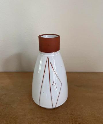 Boonstra Couzijn vaasje beschikbaar voor biedingen