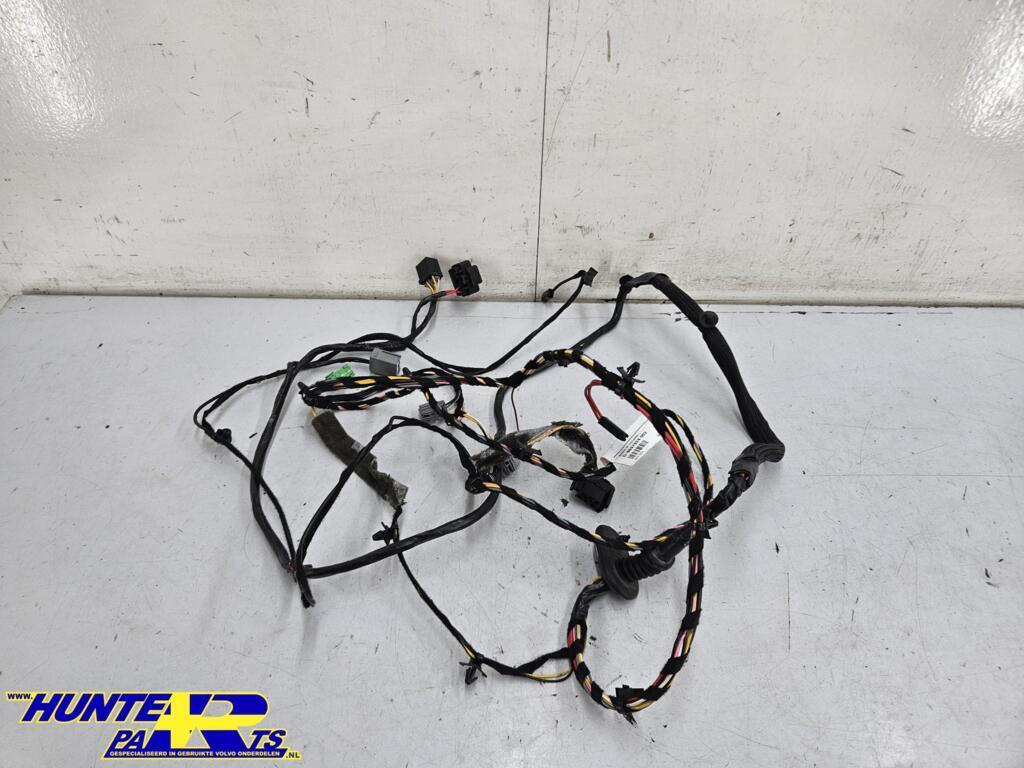 Kabelboom achterklep Volvo V70 II ('05-'08)8697924, Gebruikt, Ophalen of Verzenden, Volvo, Volvo