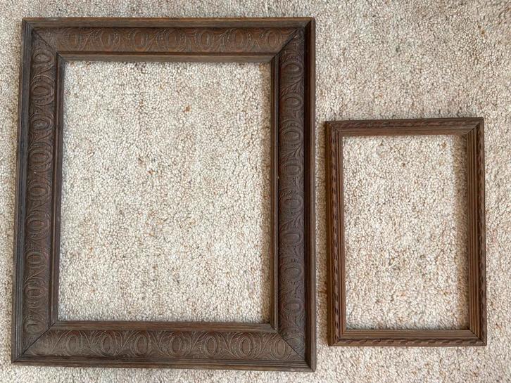 2 antiek massief hout bewerkte Franse lijsten, Huis en Inrichting, Woonaccessoires | Lijsten, Minder dan 50 cm, Hout, Ophalen of Verzenden
