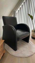 Nieuwe Skai leren stoel. Alleen op logeerkamer gestaan., Ophalen, Nieuw, 50 tot 75 cm