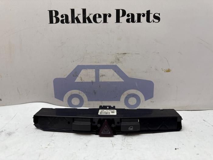 Paniekverlichtings Schakelaar van een Opel Astra, Auto-onderdelen, Dashboard en Schakelaars, Opel, Gebruikt, 3 maanden garantie