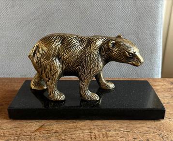 Bronze beer op hardsteen voetplaat van 9x20 cm beschikbaar voor biedingen