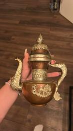 Antieke tibetaanse theepot, Antiek en Kunst, Antiek | Koper en Brons, Ophalen, Koper
