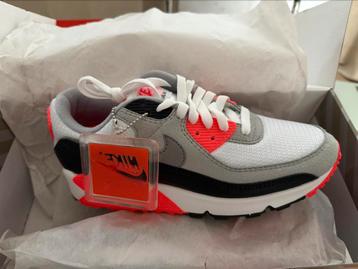Nike Air Max 90 Infrared US8 W EU39 beschikbaar voor biedingen