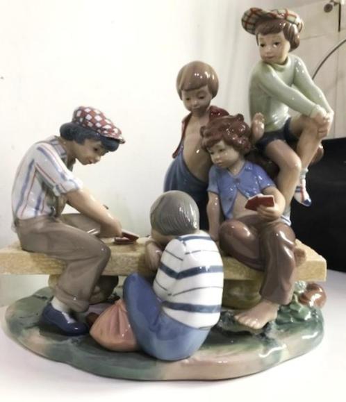 Lladro Porselein Jose Puche Kaartende kinderen 😍💎💑🎁🤗👌, Antiek en Kunst, Kunst | Beelden en Houtsnijwerken, Ophalen of Verzenden