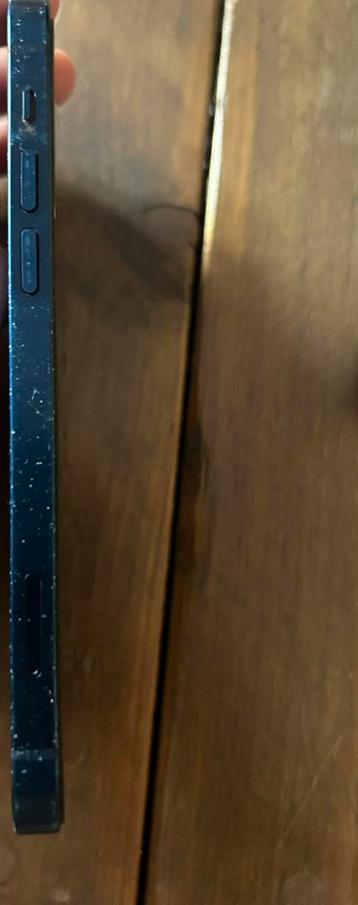 iPhone 12 Blauw 128GB beschikbaar voor biedingen