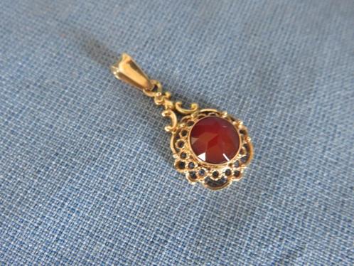 Antieke open hanger met carneool steen in 14 karaat goud, Sieraden, Tassen en Uiterlijk, Antieke sieraden, Hanger, Goud, Ophalen of Verzenden