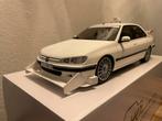 Ottomobile Peugeot taxi 1:12 1 van 3000, Hobby en Vrije tijd, Modelauto's | 1:5 tot 1:12, Ophalen of Verzenden, Zo goed als nieuw