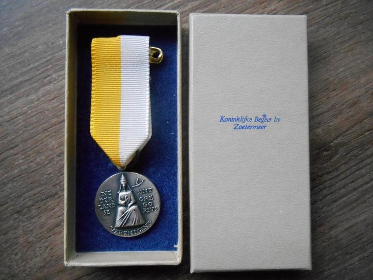 Medaille Nederlandse Sint Gregorius Vereniging 25 jaar lid, Postzegels en Munten, Penningen en Medailles, Zilver, Nederland, Ophalen of Verzenden