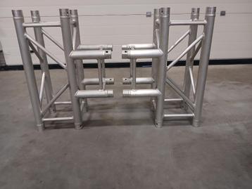 Vierkant Microtruss 3-weg 90 graden hoek beschikbaar voor biedingen