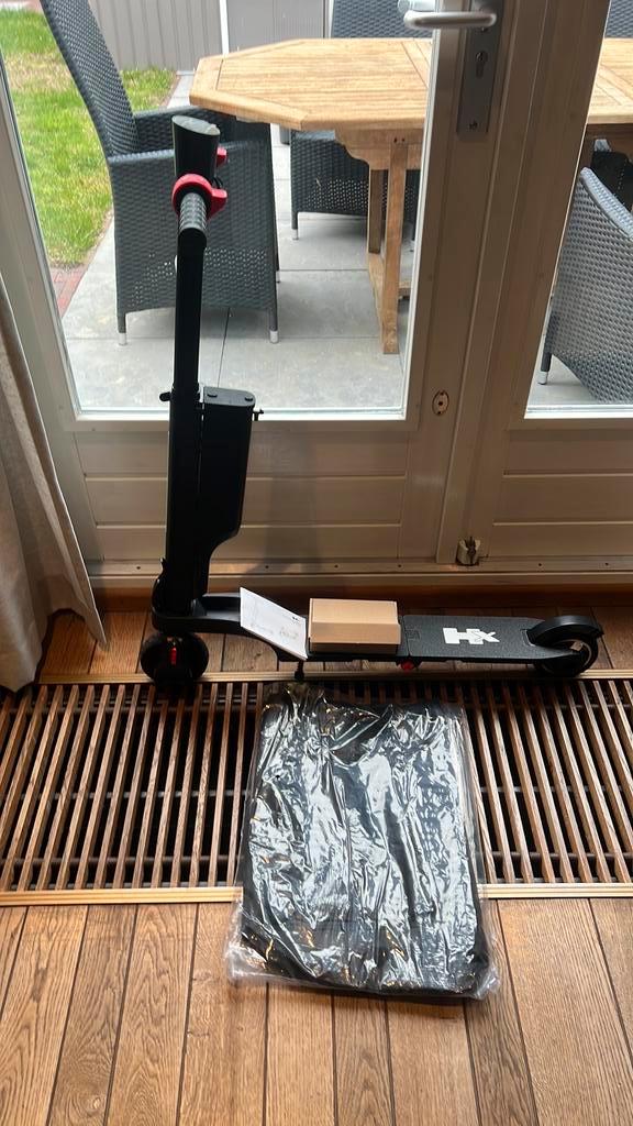 X6 E scooter opvouwbaar in een rugzak 250w 36v met app!, Kinderen en Baby's, Speelgoed | Buiten | Springkussens, Nieuw, Ophalen of Verzenden