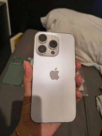 Iphone 14 pro white beschikbaar voor biedingen