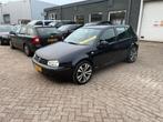 Volkswagen Golf 1.6 77KW 2002 Zwart Airco Nieuwe APK, Auto's, Voorwielaandrijving, 1145 kg, 4 cilinders, Handgeschakeld