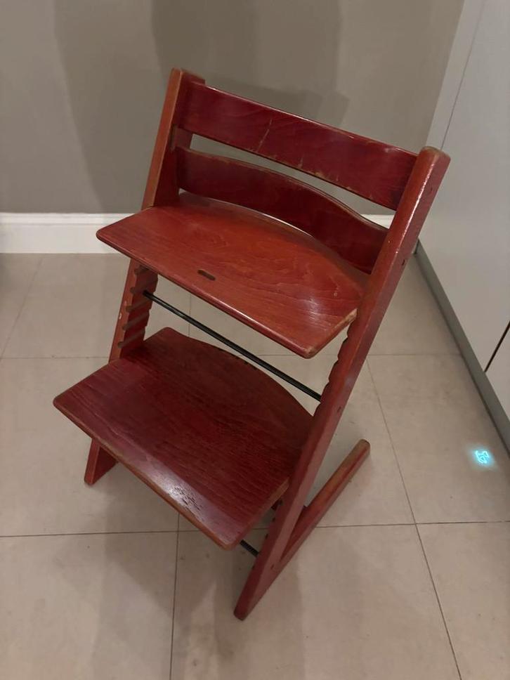 Stokke Tripp Trapp Houten Meegroeistoel - kersen hout!, Kinderen en Baby's, Kinderstoelen, Gebruikt, Meegroeistoel, Ophalen