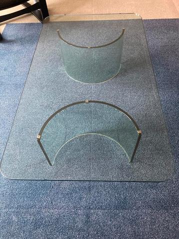 Te koop: prachtige design glazen salontafel beschikbaar voor biedingen