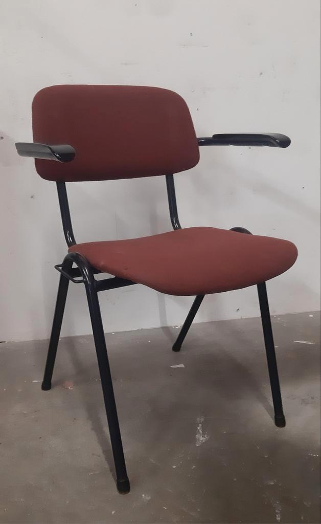 Marko Kantinestoel jaren 70 met bakelieten armleggers, Huis en Inrichting, Stoelen, Gebruikt, Eén, Metaal, Stof, Bruin, Ophalen
