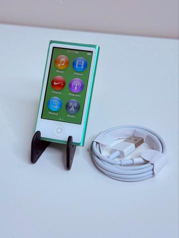 iPod Nano 7 Groen 16GB met oplaadkabel beschikbaar voor biedingen