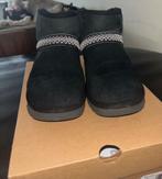 Ugg Australia Crescent Zwarte Laarsjes Maat 40, Ophalen of Verzenden, Zo goed als nieuw, Zwart, Lage of Enkellaarzen