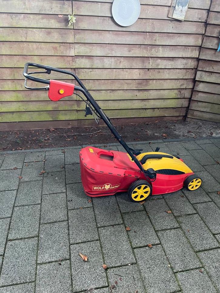 Wolfcraft Grasmaaier - Goed Onderhouden, Tuin en Terras, Grasmaaiers, Gebruikt, Elektrische grasmaaier, 30 t/m 39 cm, Cirkelmaaier