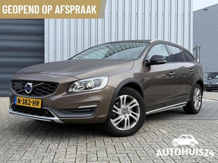 Volvo V60 Cross Country 2.4 D4 AWD 5-cilinder Momentum 2015, Auto's, Volvo, Bedrijf, Te koop, V60, 4x4, ABS, Achteruitrijcamera