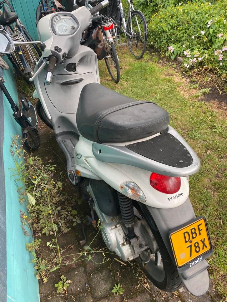 Piaggio Liberty, Fietsen en Brommers, Scooters | Piaggio, Gebruikt, Overige modellen, Maximaal 45 km/u, Benzine, Ophalen