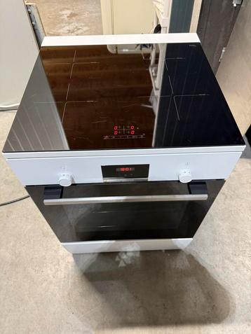 Prachtige bosch inductie fornuis. beschikbaar voor biedingen