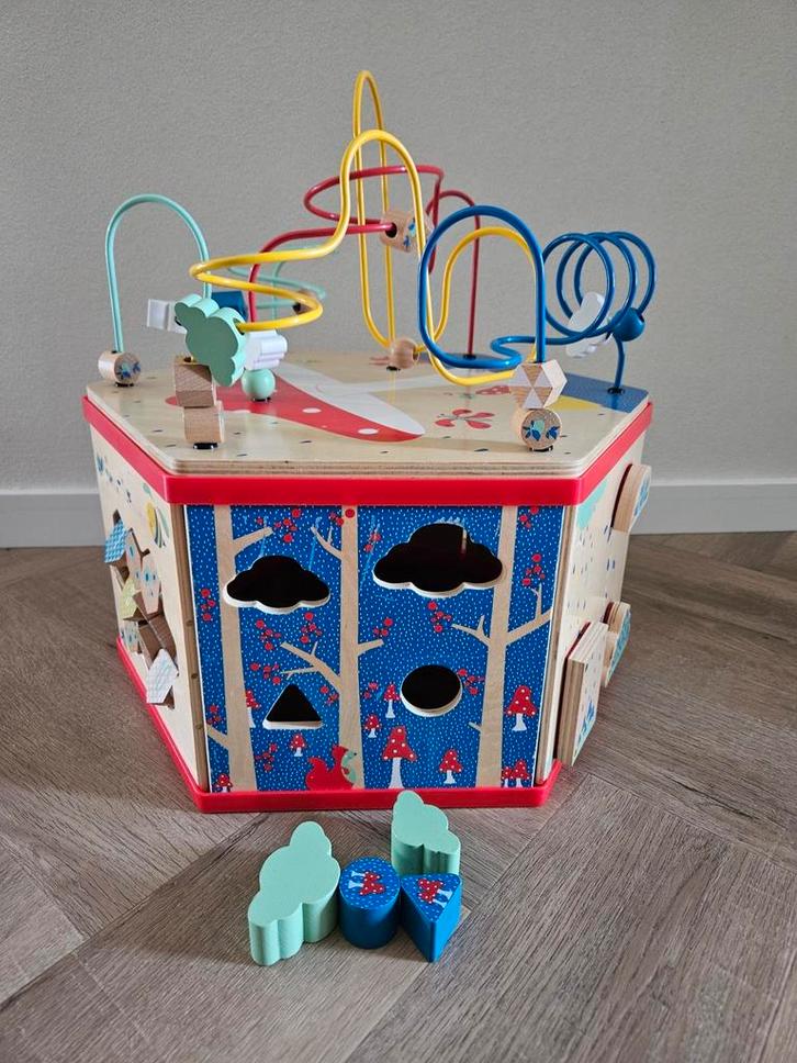 Activiteitenkubus small foot, Kinderen en Baby's, Speelgoed | Babyspeelgoed, Zo goed als nieuw, Ophalen