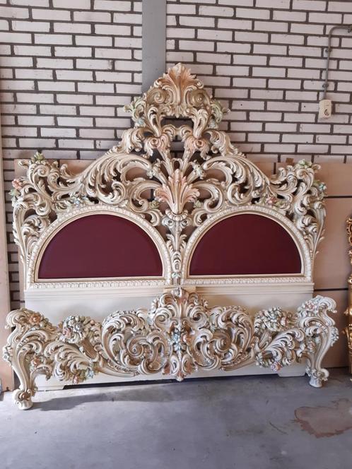 TWEEPERSOONS BAROK KONINGSBED [ SILIK, Huis en Inrichting, Slaapkamer | Bedden, Zo goed als nieuw, Tweepersoons, 140 cm, 200 cm