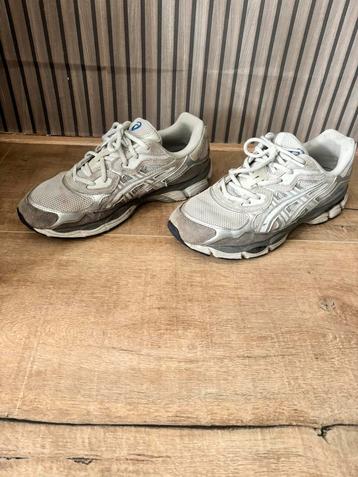 Sneaker asics beschikbaar voor biedingen
